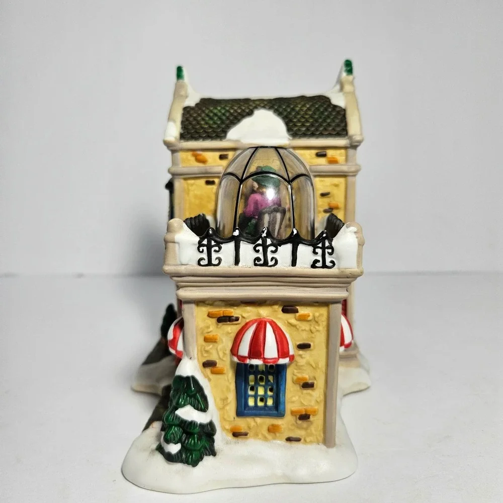 Carole Towne 2004 Katie O'Donald's Restaurant Lighted Christmas Village House